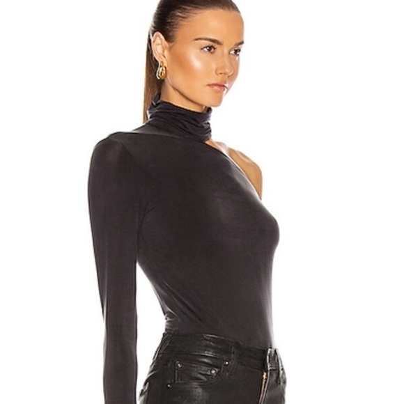 NWT JONATHAN SIMKHAI STANDARD Caden Cut Out Turtleneck Top - Picture 3 of 8